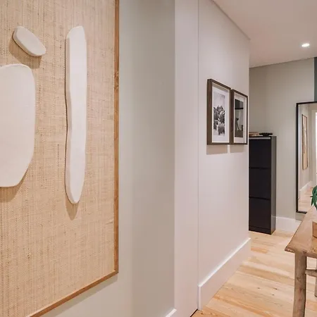 Verapaz - 1 Bedroom In Chiado شقة