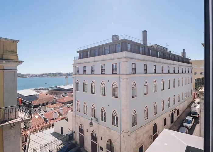 Verapaz - 1 Bedroom In Chiado Appartamento